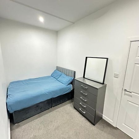 Apartment In Bham City Centre Free Parking Sleeps 3 Birmingham Buitenkant foto