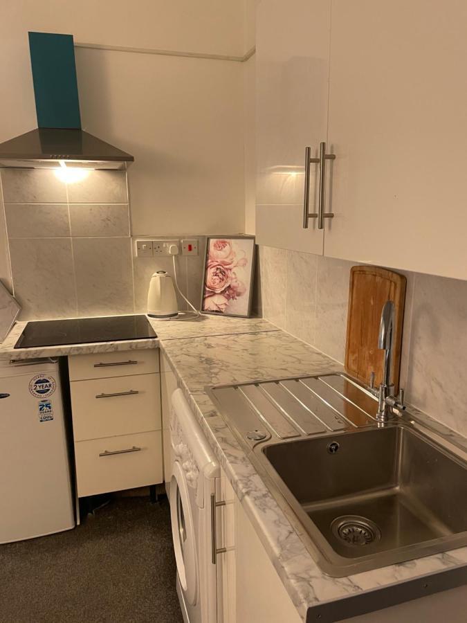 Apartment In Bham City Centre Free Parking Sleeps 3 Birmingham Buitenkant foto