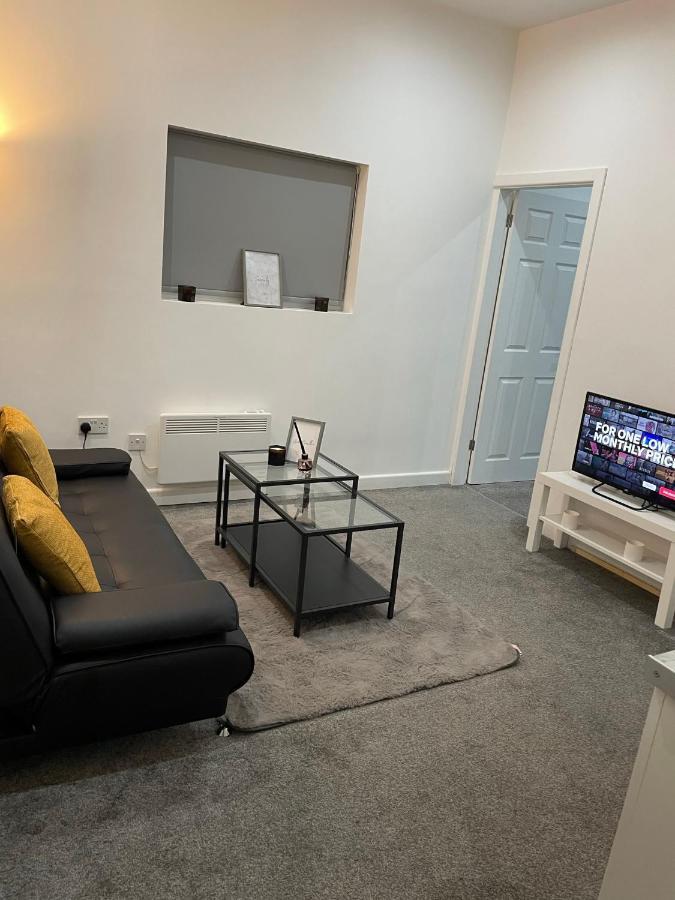 Apartment In Bham City Centre Free Parking Sleeps 3 Birmingham Buitenkant foto
